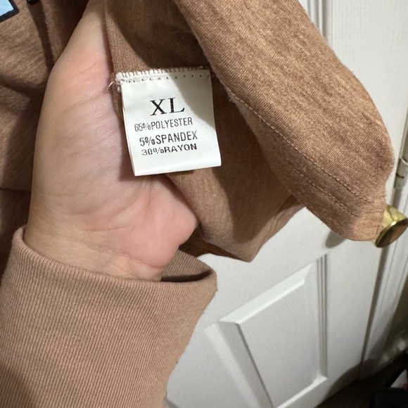 Graphic Tee - Picture 3 of 3